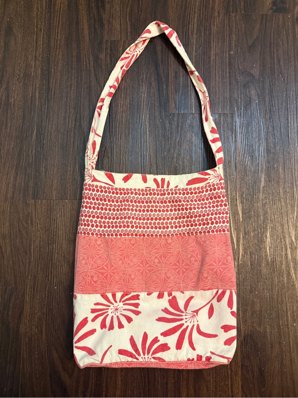 Old Navy Coral and Cream Patterned Canvas Shoulder Tote